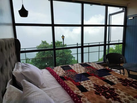 Luxury Cottage, Valley View