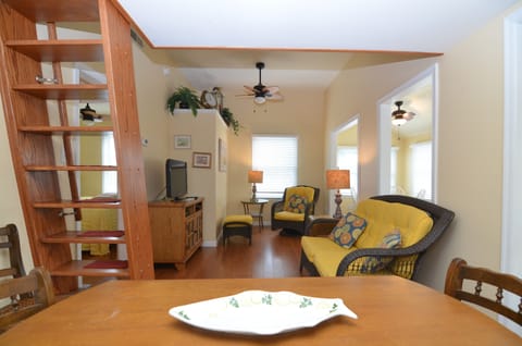 Dining to Living Room
