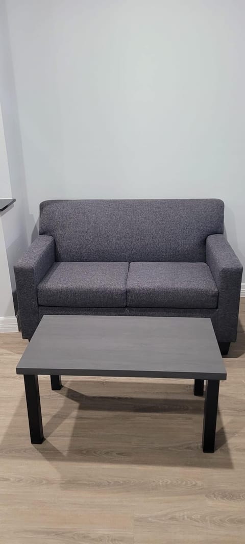 Single Room | Living area | TV