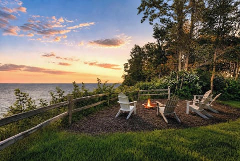 Private Beach Overlook | Gather by the Fire as the Sky Fades Over the Lake