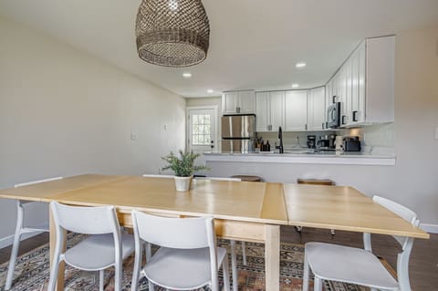 Open concept kitchen and dining- main level