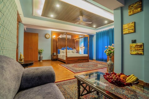Maharani Suite | Premium bedding, memory foam beds, minibar, in-room safe