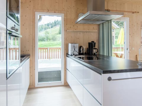 Chalet | Private kitchen | Highchair
