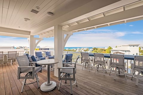 Cardinal View - Seagrove Beach - Fourth Floor Outdoor Kitchen and Gathering Space/Sun Deck