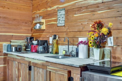 Apartment (0 Bedroom) | Interior