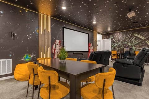 Full Experience In-Home Star Wars-Themed Theatre