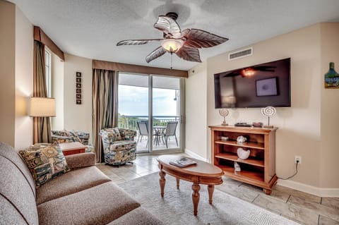 Welcome to Horizon at 77th - Unit 206