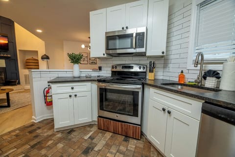 Ski View Summit's fully-equipped kitchen