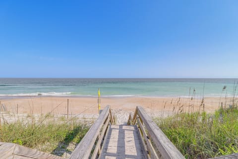 Surf City Vacation Rental | 2BR | 1BA | 720 Sq Ft | Step-Free Entry