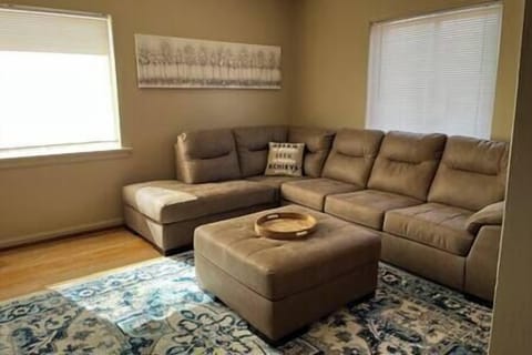 156fa66b 45d2 4807 99c9 e29dfc00fa48