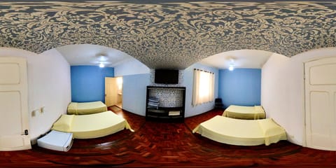 Standard Quadruple Room | Free WiFi, bed sheets