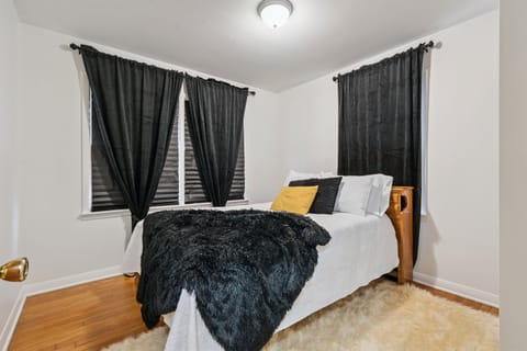 2nd Bedroom