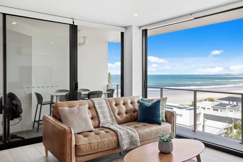 Apartment, 2 Bedrooms, Ocean View | Living area | Flat-screen TV