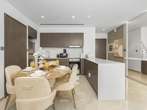 Fully Equipped Modern Kitchen and dining