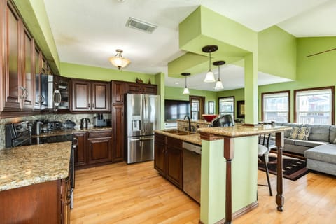 Fully stocked kitchen