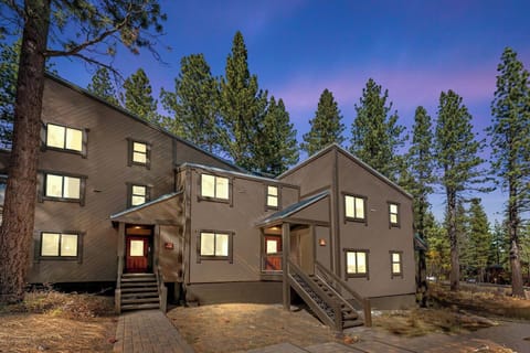 Front Entrance 3092 Silver Strike 2 Bedroom condo