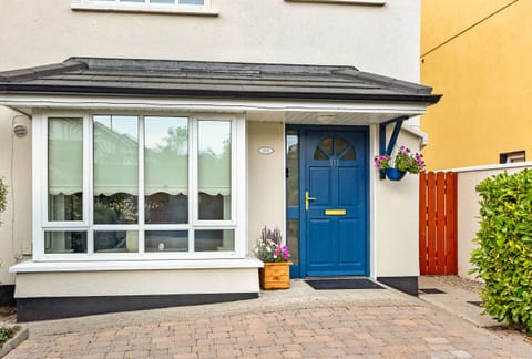 Front of Hawthorns Holiday Home.