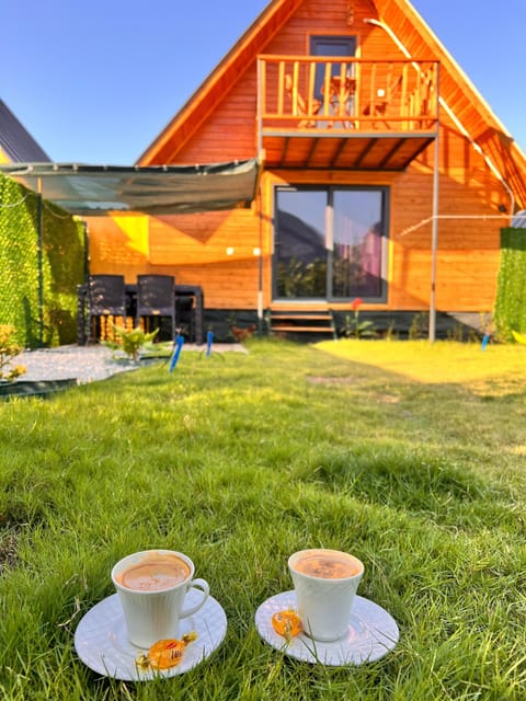 Deluxe Suite, Garden View | 1 bedroom, free WiFi