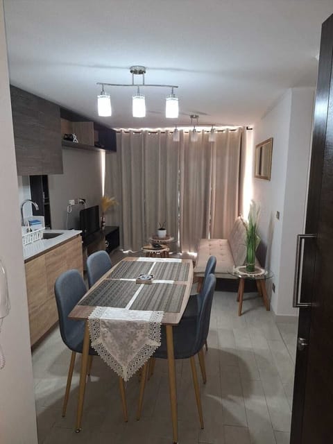 Departamento de 2 habitaciones, 2 baños y estacionamiento incluido