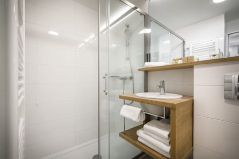 Free toiletries, hair dryer, towels