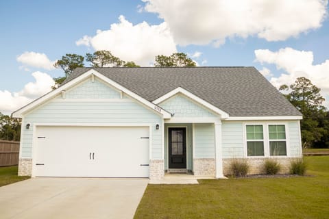 15th Fairway Cottage - near the beaches & downtown Ocean Springs 