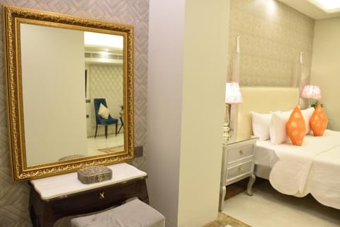 Deluxe Double or Twin Room | Desk, soundproofing, free WiFi, bed sheets