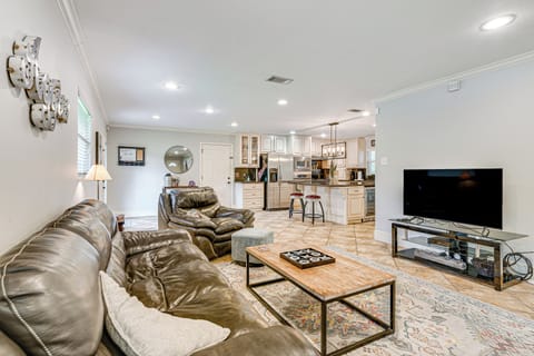 College Station Vacation Rental | 3BR | 2BA | 2,011 Sq Ft | 2 Steps Required