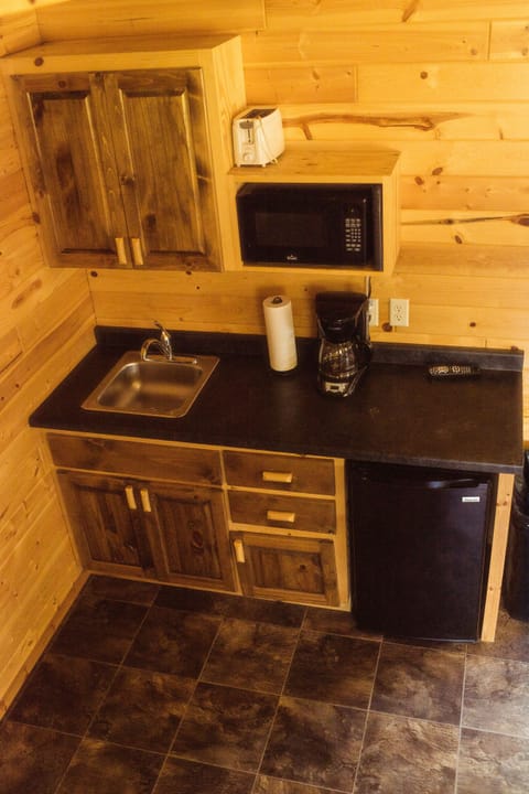 2 bedrooms, premium bedding, pillowtop beds, free WiFi