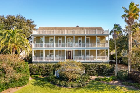 6 Ocean Point