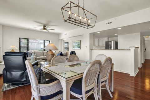 Dining Room w/ Ocean Views