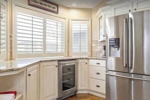 39916476 98ba 4ebf 8307 84039390d9c0