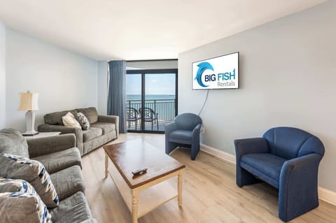 Stylish Living Room w/ Amazing Views 🌊✨
