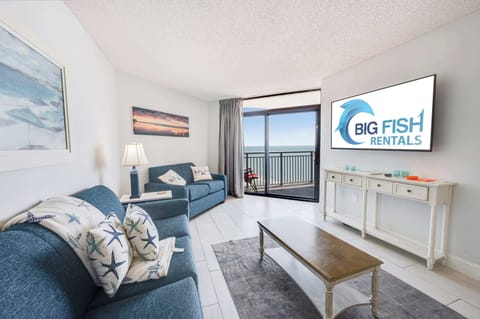 Stylish Living Room w/ Amazing Views 🌊✨
