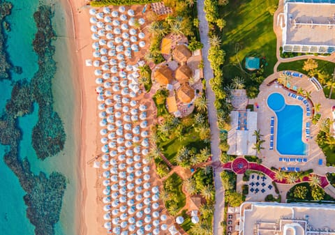 Private beach, sun loungers, beach umbrellas, beach towels