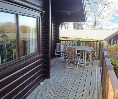 Sea View Lodge outside deck area