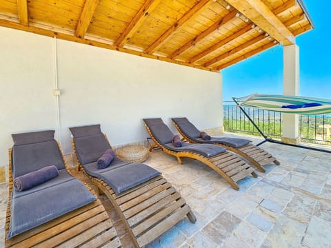 Furniture, Property, Building, Wood, Outdoor Furniture, Interior Design, Shade, Comfort, House, Cottage
