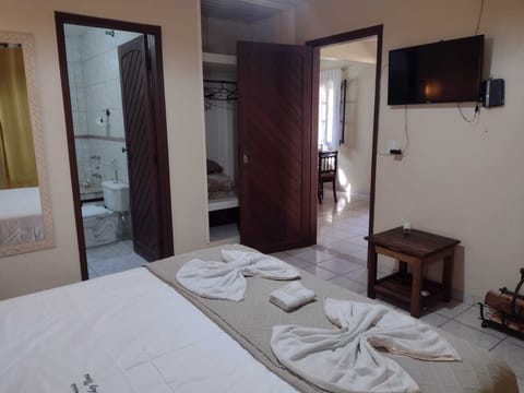 Deluxe Chalet | Desk, laptop workspace, free WiFi, bed sheets