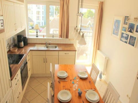 Apartment | Private kitchen | Electric kettle, toaster, highchair