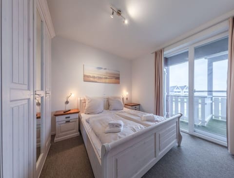 Apartment | 1 bedroom, individually furnished, bed sheets
