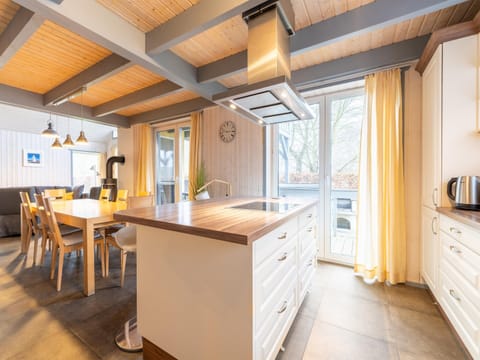 House | Dining