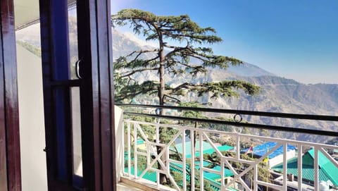 Family Double Room, Balcony, Mountain View