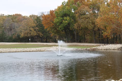 Room, 1 Bedroom | Property grounds