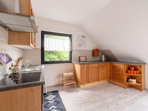 Apartment | Private kitchen | Electric kettle, toaster