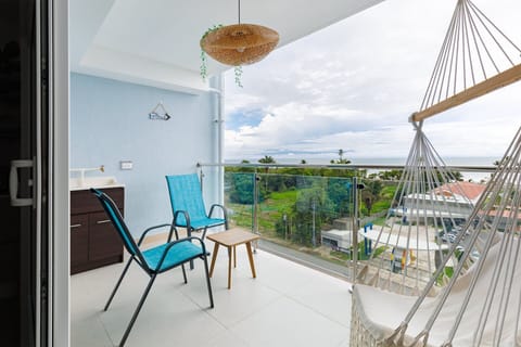Feel the ocean breeze and enjoy turquoise charm