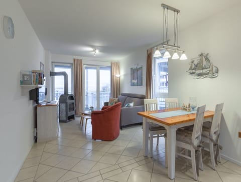 Apartment | Dining