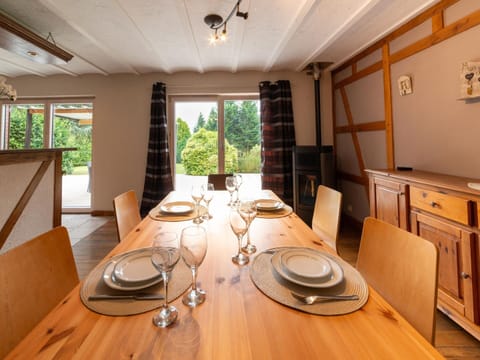 House | Dining
