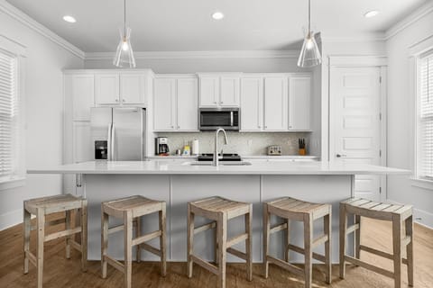 Spacious Kitchen On The 2nd Floor