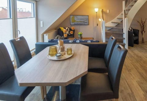 House | Dining