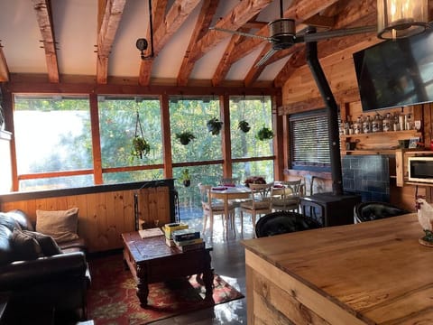 View of dining area in Basecamp Lodge