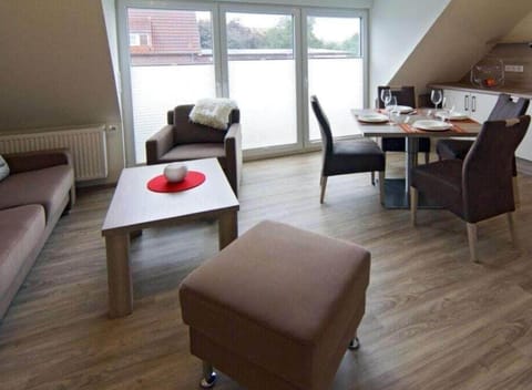 House | Dining